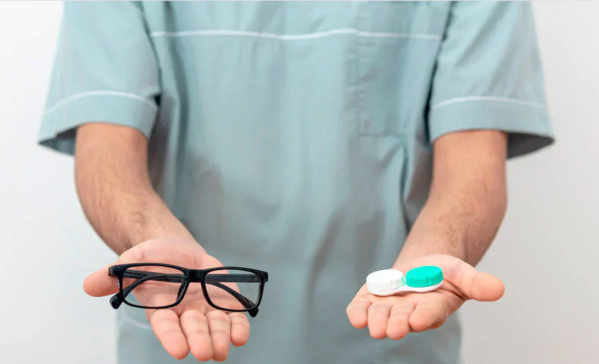 Glasses vs. Contact Lens Prescription: What’s the Difference?